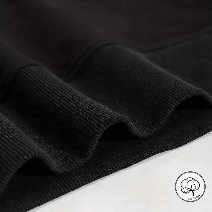 Bequemes schwarzes Herren Sweatshirt mit Kapuze, Reißverschluss und modischem Revers für vielseitige Casual-Outfits.