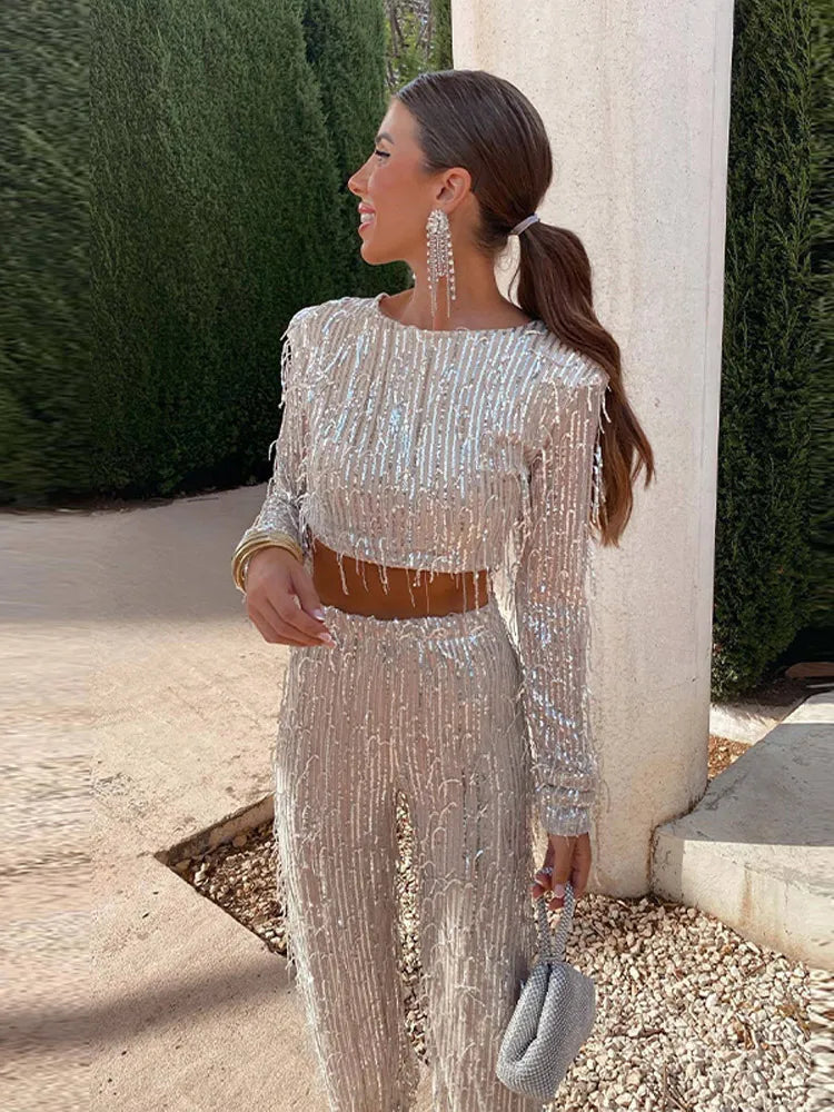 Glamouröser Damen Pailletten-Zweiteiler "Celina" mit funkelndem Crop-Top & High-Waist-Hose für Party-Abende.
