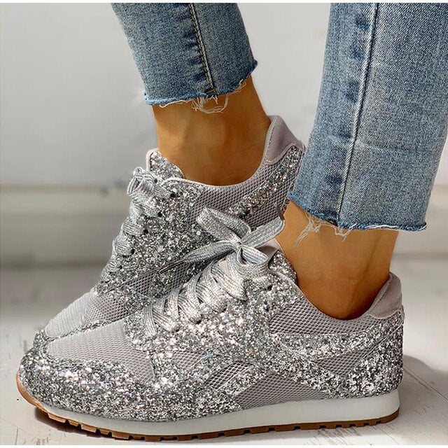 Vielseitige Damen Glitzer-Sneaker für Freizeit, Alltag und festliche Events. Elegante, bequeme Schuhe mit Stil.