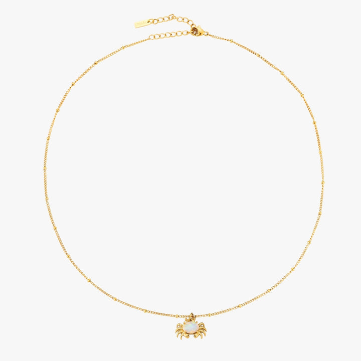Goldene Damenkette aus wasserfestem Edelstahl, mit einzigartigem Seestern-Anhänger in Opaloptik.