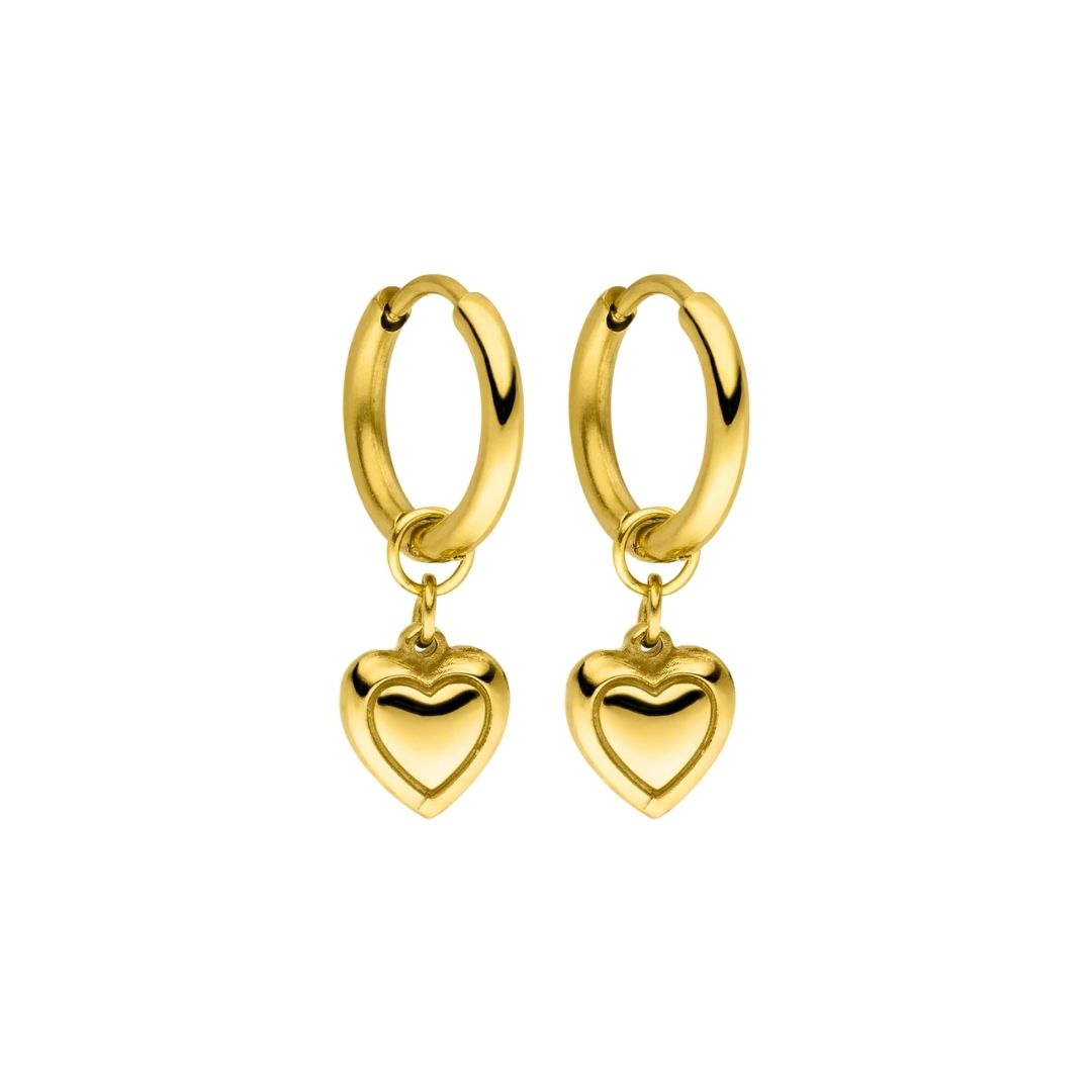 Goldfarbene Damen Herz Creolen aus Edelstahl, wasserfest & hypoallergen. Idealer Goldschmuck für Frauen.