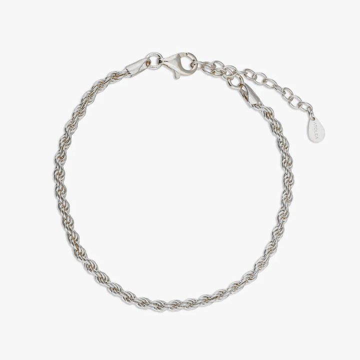 Vielseitiges Rope Chain Armband für Damen, in Gold oder Silber erhältlich.