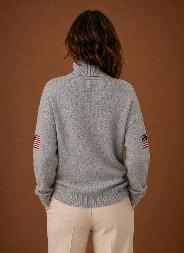 Eleganter Damen Rollkragen-Strickpullover mit einzigartigem Flaggenmuster. Perfekt für Freizeit & Casual-Looks.