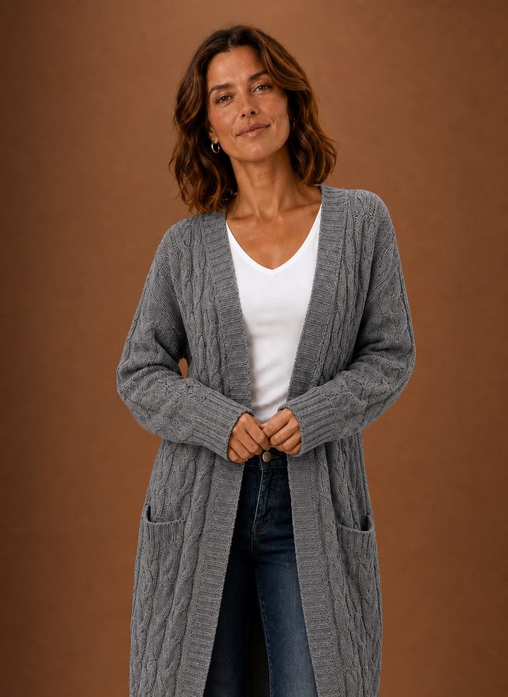 Elegante Damen Strickjacke lang mit Kapuze, stilvoll als Langarm-Überwurf.