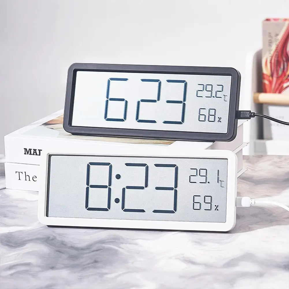 Moderne Digitaluhr für die Küche mit LED-Anzeige, integriertem Thermometer und Hygrometer für optimales Raumklima.