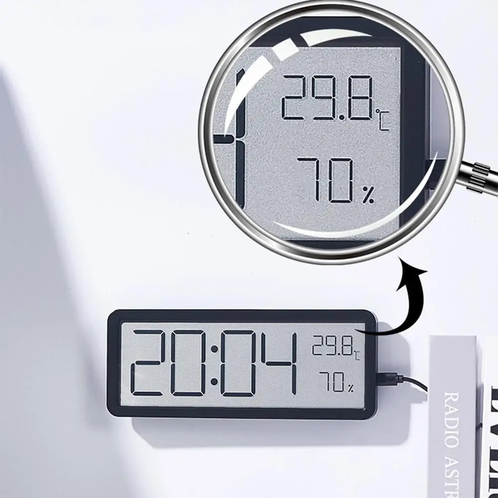 Elegante LED-Digitaluhr mit minimalistischem Design, Zeitanzeige und wichtigem Raumklima-Monitoring.