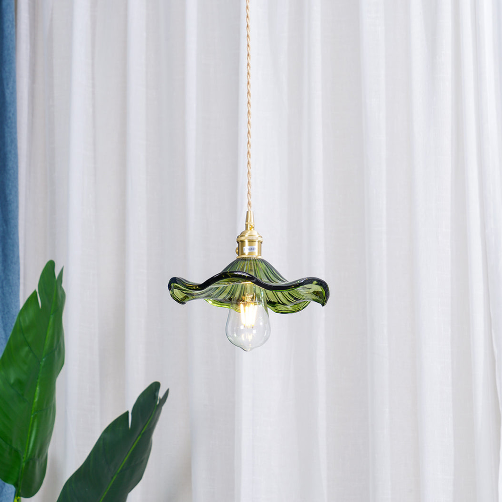 Stilvolle Blumenlampe mit Hibiskus-Design, LED Pendelleuchte, perfekte Beleuchtung für Ihr Zuhause.