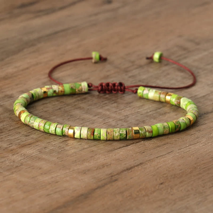 Modisches Damenarmband Seraphina, Naturstein, geflochten, verstellbar, Geschenkidee.