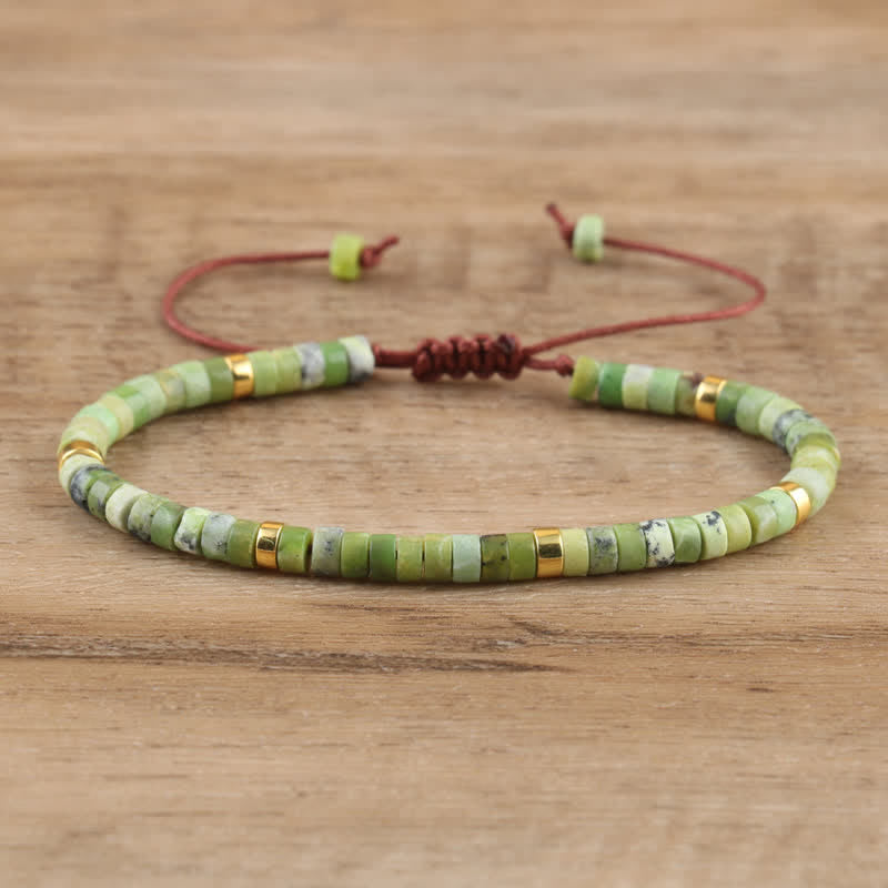 Geflochtenes Damenarmband Seraphina, Natursteine, verstellbar, ideal als Geschenk.
