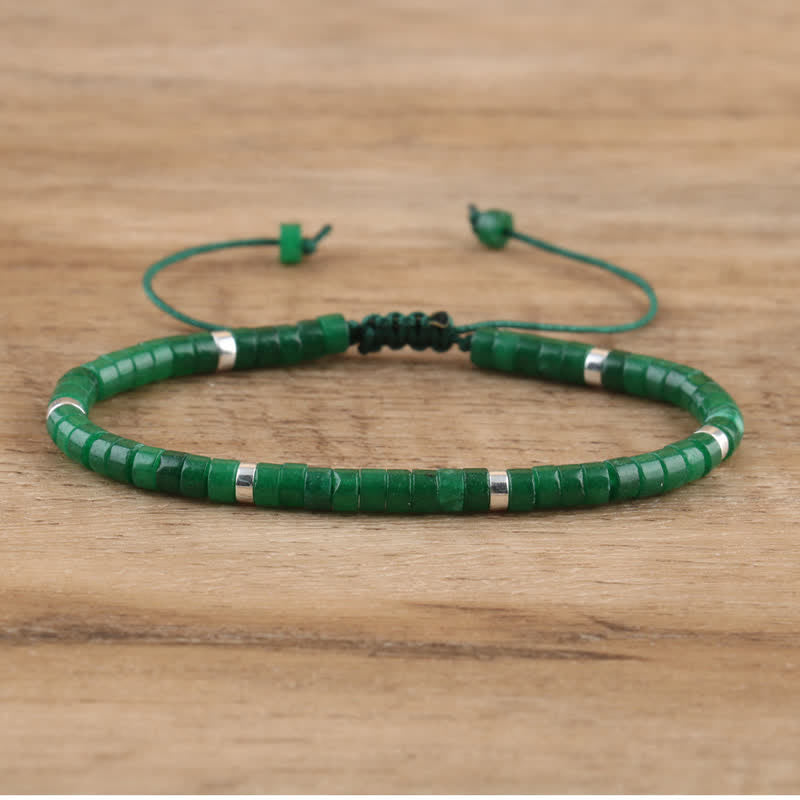 Verstellbares geflochtenes Damenarmband Seraphina, Natursteine, handgemacht, modisch.
