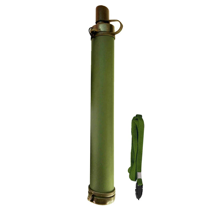 Ultraleichter Outdoor-Wasserfilter, essenziell für Survival, Camping & sicheres Trinkwasser.