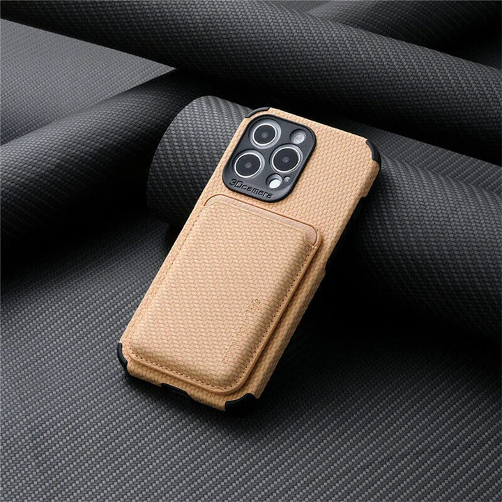 Robustes, schlankes iPhone Schutz Case mit MagSafe Funktion und integriertem Fach für Karten.