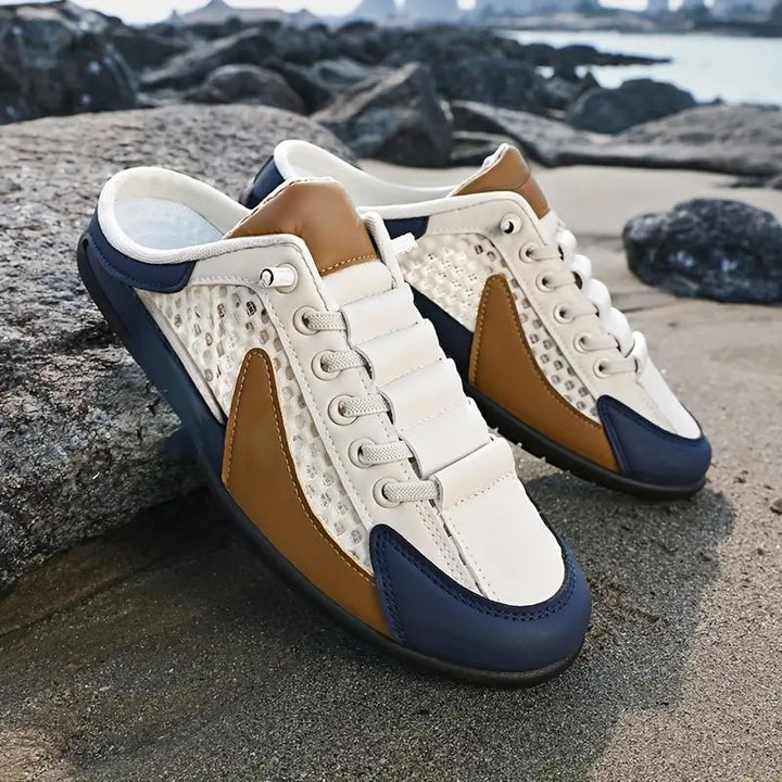 Komfortable Herren Slipper mit offener Ferse, ein atmungsaktiver Leichtschuh für entspannte Sommertage.