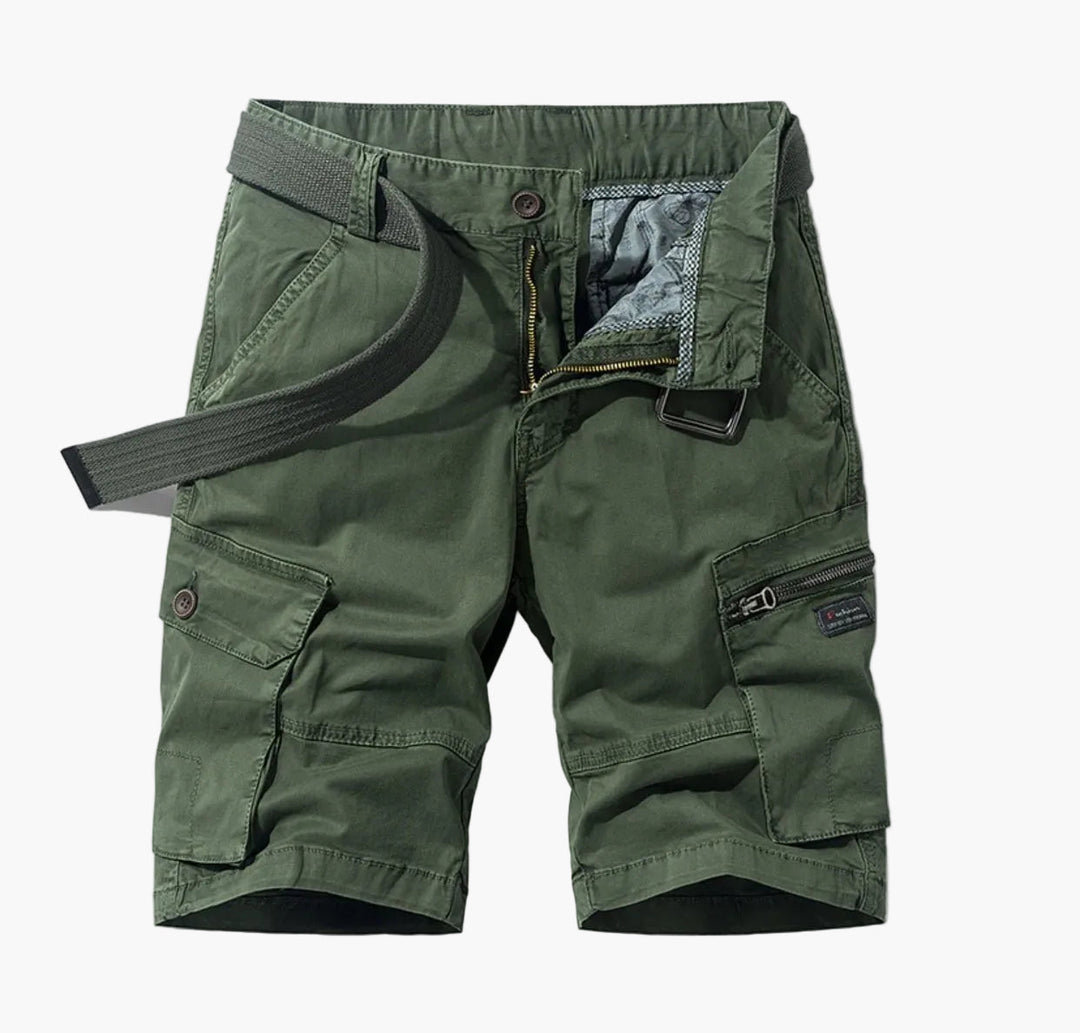 Stylische orange Herren Sommer Shorts, perfekt als Freizeithose für entspannte Tage und warme Temperaturen.