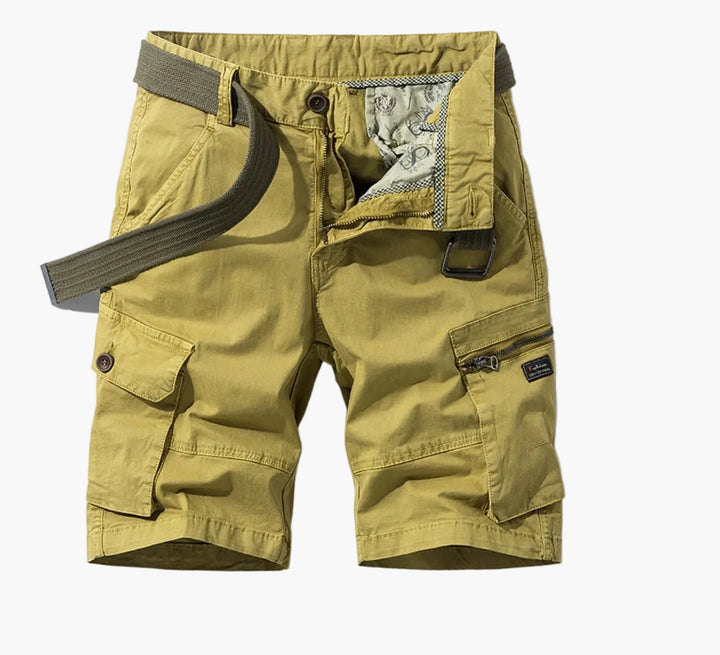 Orange Herren Cargo Shorts mit verstellbarem Bund, bietet maximalen Komfort und Funktionalität für unterwegs.