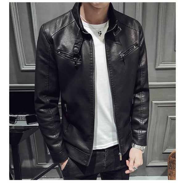 Trendige schwarze Herren Freizeitjacke im Biker-Stil, perfekt für urbane Abenteuer und moderne Herrengarderobe.
