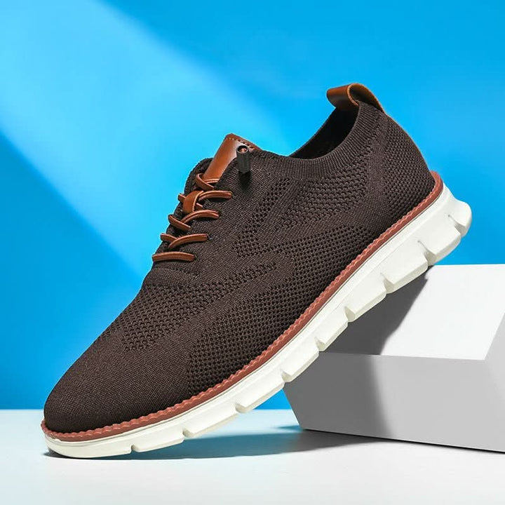 Stilvolle Herren Slip-on Sneaker in Schwarz, sportlich-elegant & bequem für jede Gelegenheit.