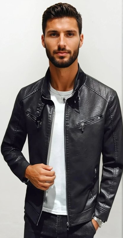 Schwarze Herren Bikerjacke, moderner Schnitt, als vielseitige Freizeitjacke für den urbanen Alltag.