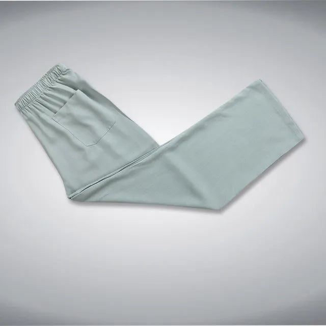 Modernes Herrenmode-Set mit Patch-Design. Japanischer Stil, Oberteil & Hose, bietet Komfort & Stil für Freizeit.