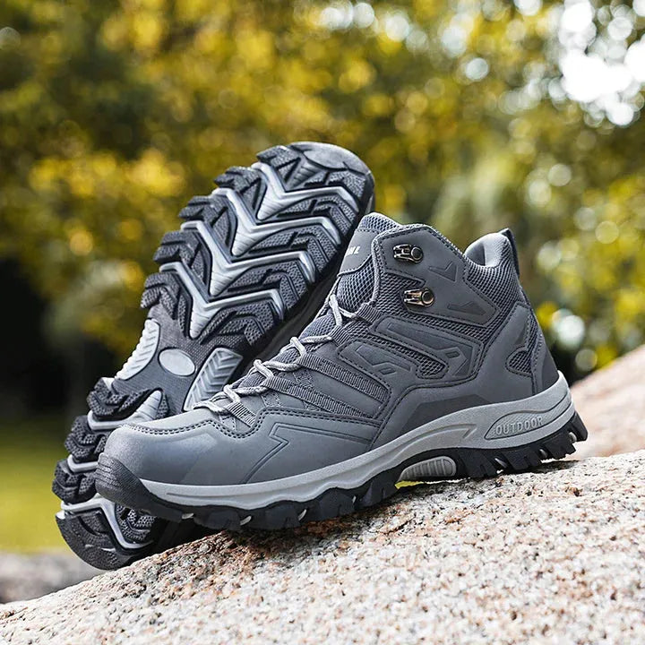 Stylische Voyager Wanderstiefel in Schwarz/Grau, für Damen und Herren.