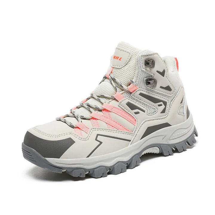 Griffige Sohle der Voyager Outdoor-Schuhe für maximale Traktion.