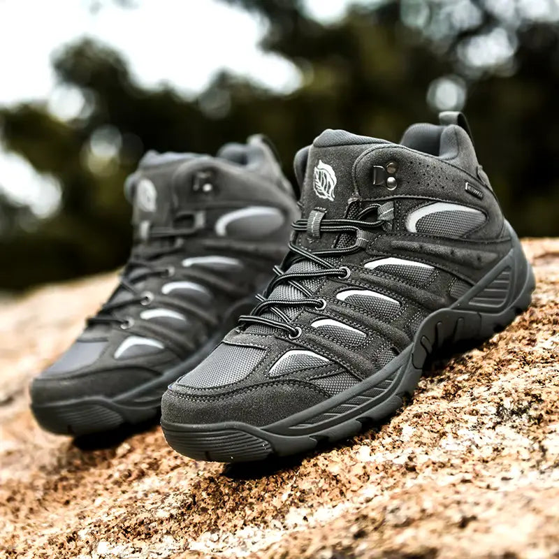 Atmungsaktive Unisex Wanderschuhe Conan, ideal für hohen Komfort auf langen Touren.