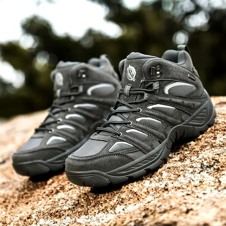 Atmungsaktive Unisex Wanderschuhe Conan, ideal für hohen Komfort auf langen Touren.