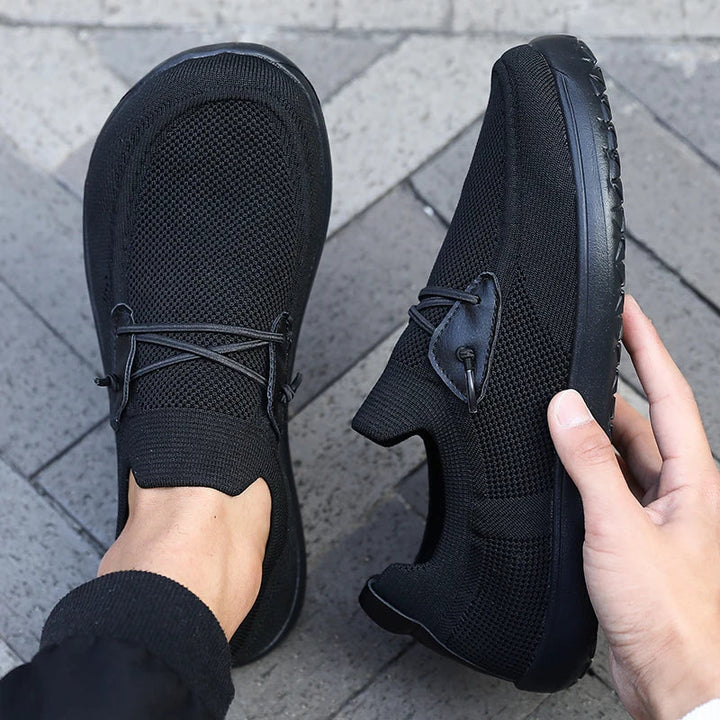 Atmungsaktive Herren Barfußschuhe in Braun, perfekt für ein natürliches Laufgefühl & den Alltag.