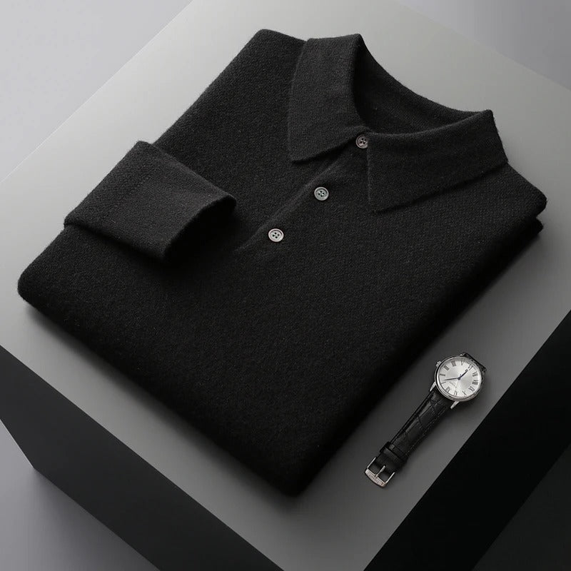 Moderner Herren Pullover mit Polokragen, langarm. Ideal für elegante Business-Looks & Herbstmode.