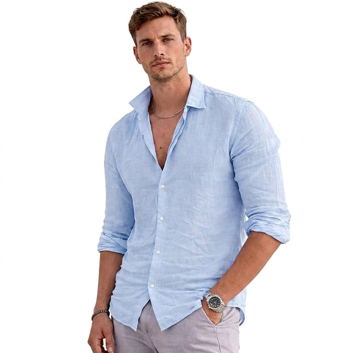 Modernes Herren Freizeithemd Regular Fit aus atmungsaktiver Baumwolle. Bequemes Langarmhemd in Weiß für stilvolle Männer Mode.