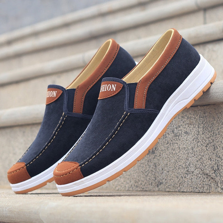 Matteo Herren Slip-On Canvas-Schuhe, blau, für mühelosen Komfort und entspannte Freizeit. Bequem und leicht.