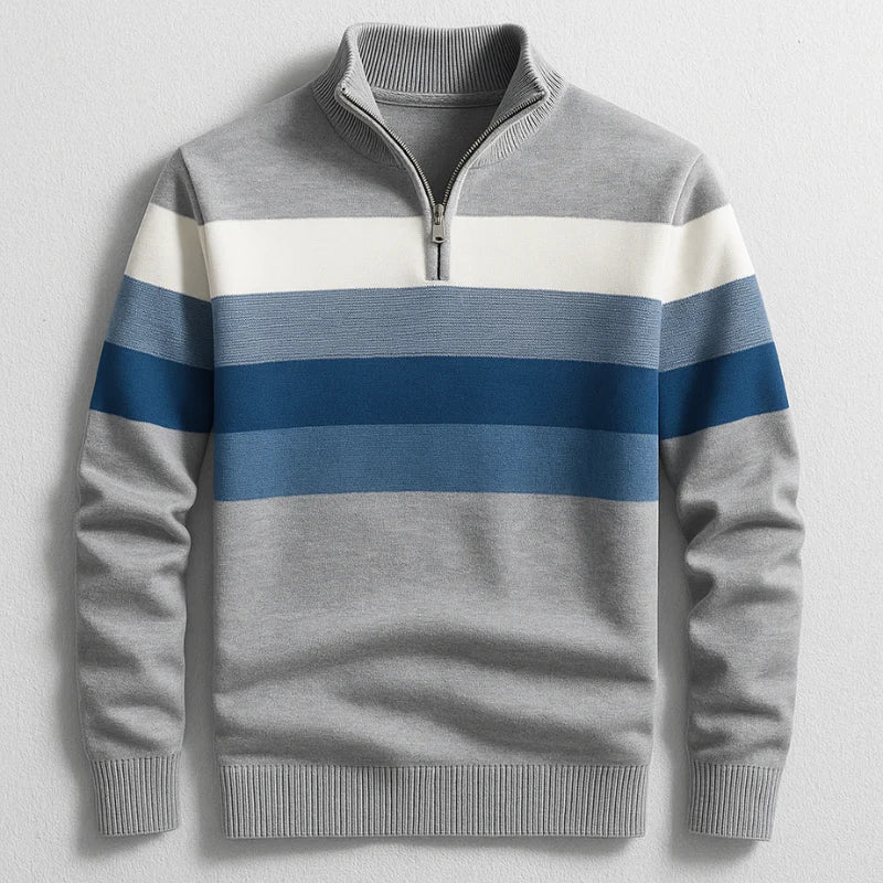 Detailansicht: Hochwertiger Herren Streifenpullover mit elegantem Viertel-Reißverschluss und feinem Streifenmuster.