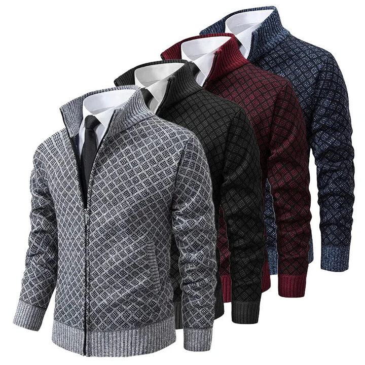 Bequeme Regular Fit Herren Strickjacke mit Reißverschluss & Stehkragen. Perfekter Basic-Cardigan für den Alltag.