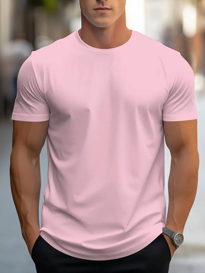 Modernes Herren Rundhals T-Shirt, ein Must-have für jede Herrengarderobe, vielseitig einsetzbar.