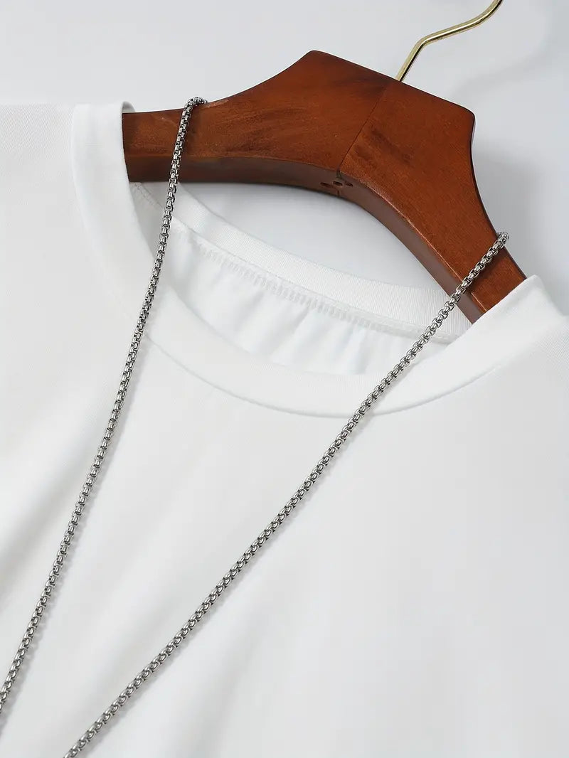 Klassisches Herren Basic T-Shirt mit Rundhals, perfekt für Komfort und Stil im Alltag.