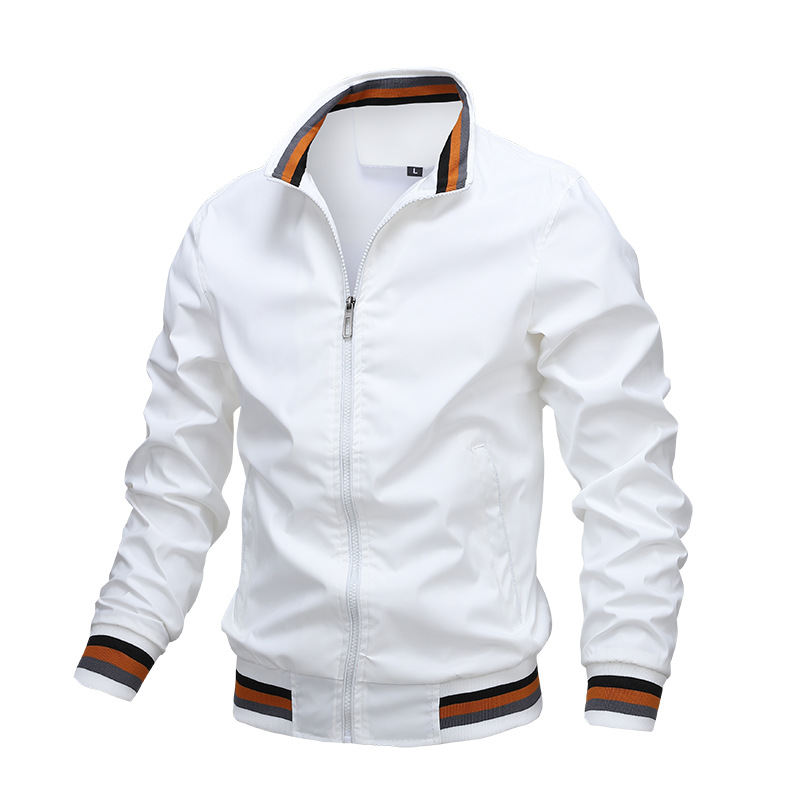 Urbane Herren Übergangsjacke. Stilvoll & praktisch für den Alltag in der Stadt. Moderne Freizeitjacke.