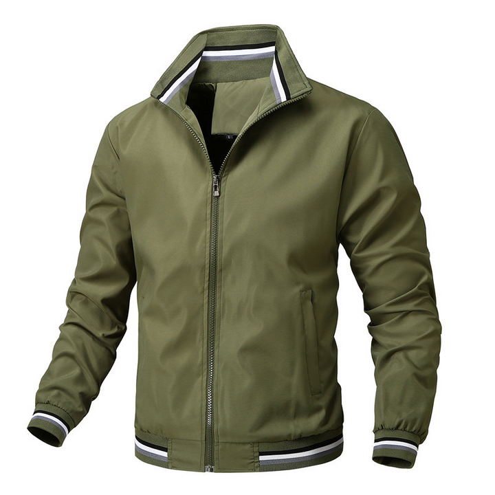 Unverzichtbare Herren Übergangsjacke für Frühling & Herbst. Passt perfekt zu jedem Outfit, stilvolle Mode.