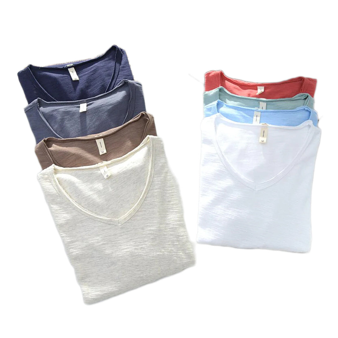 Leichtes, atmungsaktives Herren Leinen V-Ausschnitt Kurzarm Shirt. Ideal für Komfort an heißen Sommertagen.