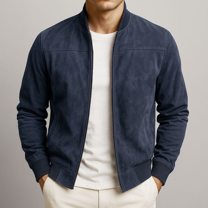 Marineblaue Nico Herren Herbstjacke, modern & komfortabel für den Alltag. Stilvolle Herrenmode.