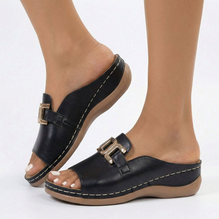 Elegante Damen Blockabsatz Sandalen für Frühling & Sommer. Bequeme Slip-On Sommerschuhe mit offenem Zeh.