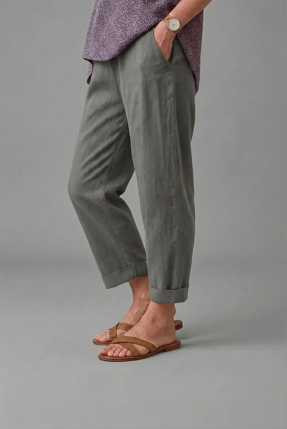 Leichte Damen Freizeithose mit weitem Schnitt und elastischem Bund, super bequem für entspannte Sommermode.