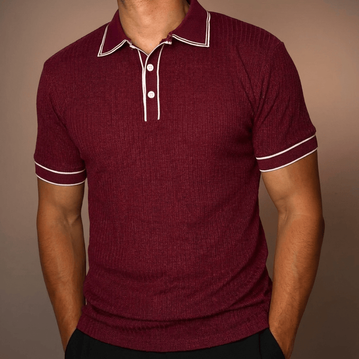Beiges geripptes Herren Polo-Shirt; elegantes & bequemes Freizeit-Hemd für warme Tage.