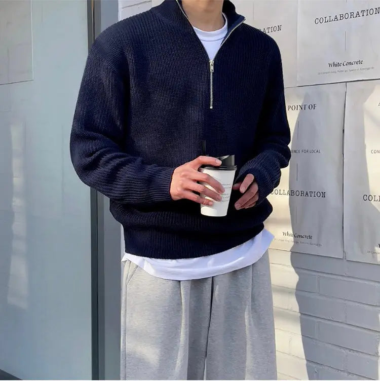 Eleganter Herren Half-Zip Pullover aus Strick, klassisch und bequem. Ideal für Business & Freizeit.