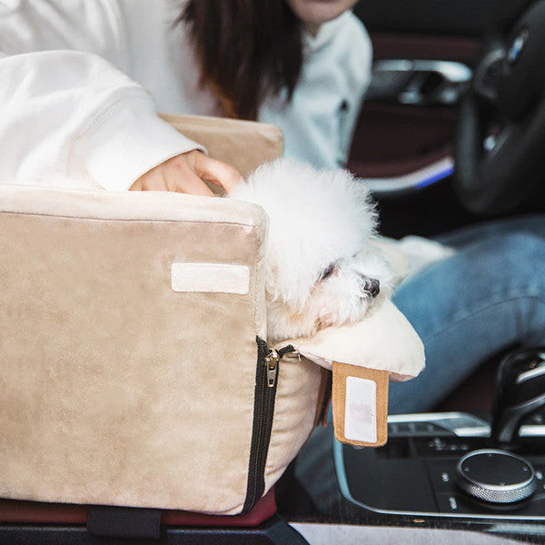 Komfortable Hundereisbox für kleine Hunde, sicheres Hundebett Auto und Reisezubehör für Haustiere.