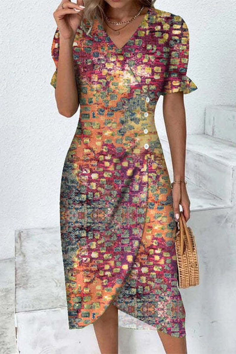 Vielseitiges Damen Plissee Blumen Midikleid, ideal als Freizeitkleid oder elegantes Partykleid.