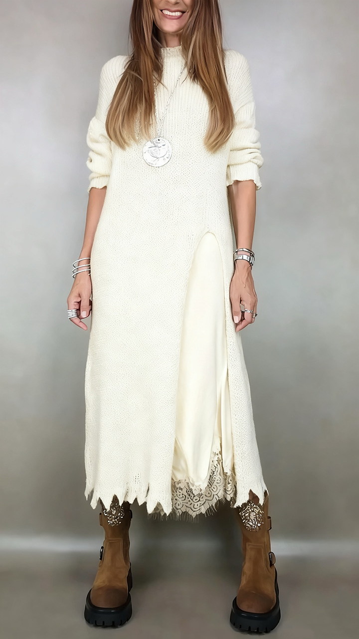 Zweiteiliges Damen Strickkleid für Freizeit & Eleganz, bequemer Layer-Look mit Seitenschlitz.