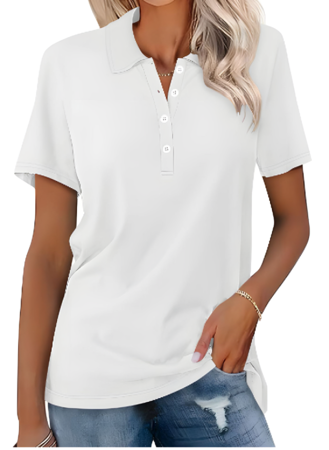 Frau trägt tailliertes Damen Poloshirt Nova, ideal für Frühling/Sommer, Eleganz & Komfort vereint.