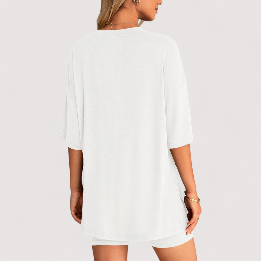 Damen Mode: Casual T-Shirt & Hochbund-Shorts Set, vielseitiger Look für heiße Tage.