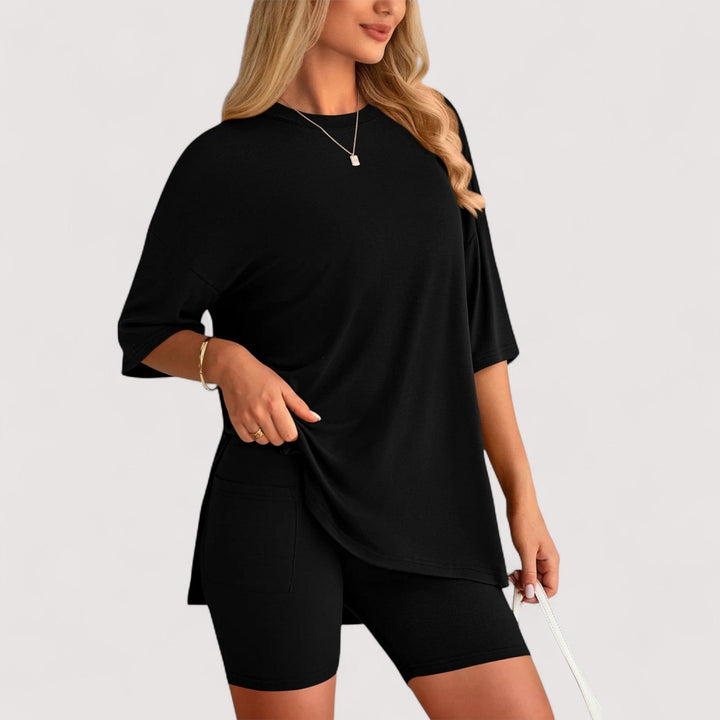 Damen T-Shirt Shorts Set: Bequem, vielseitig und ideal für entspannte Sommertage.