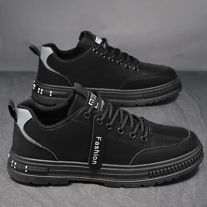 Vielseitige Herren Sportschuhe, orthopädisch, mit Fokus auf Stabilität und Komfort für Ihre Füße.